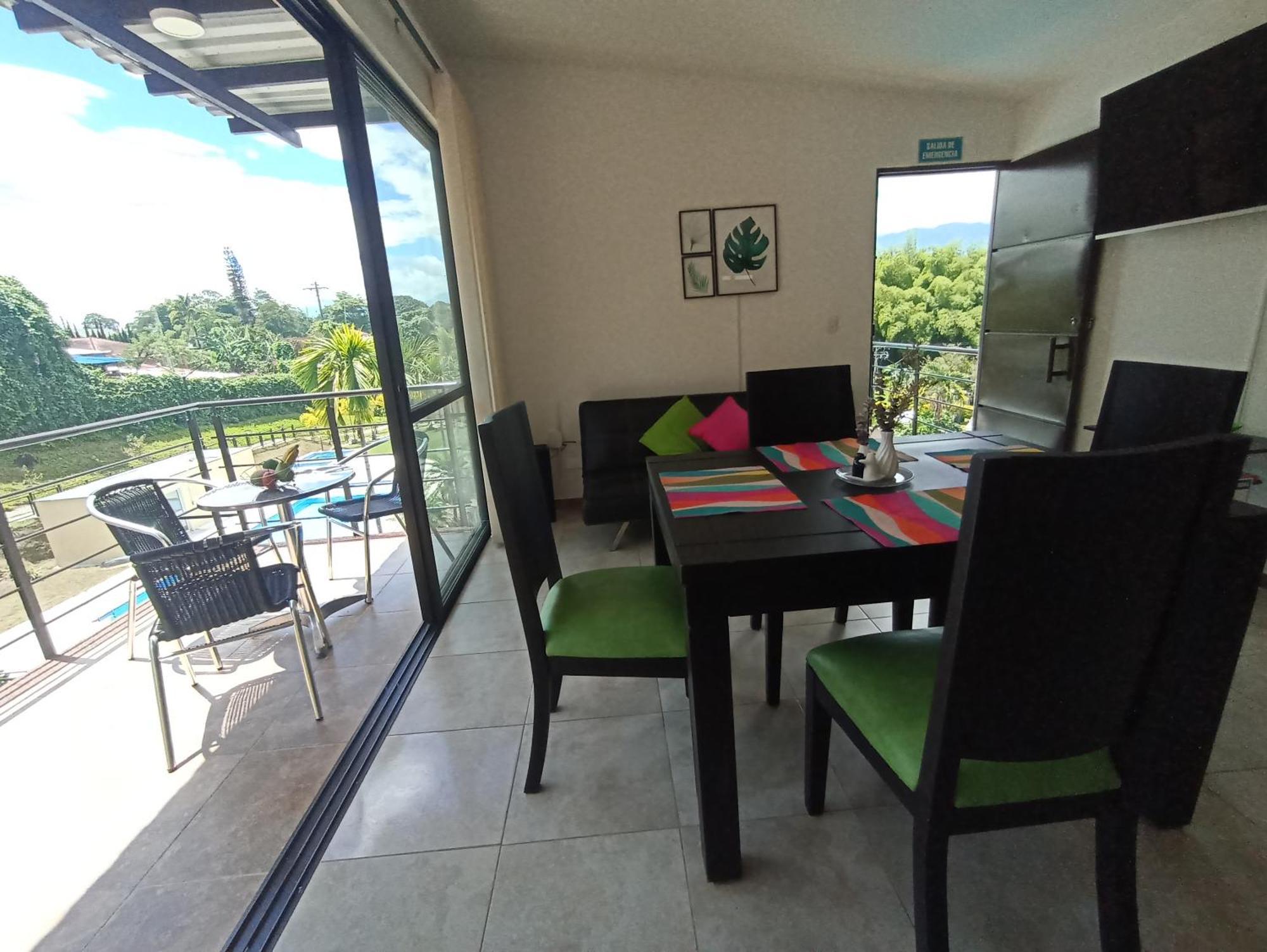 Refugio Del Eden Reserva De La Colina - Hermosa Vista - Wifi Gratis Apartamento *